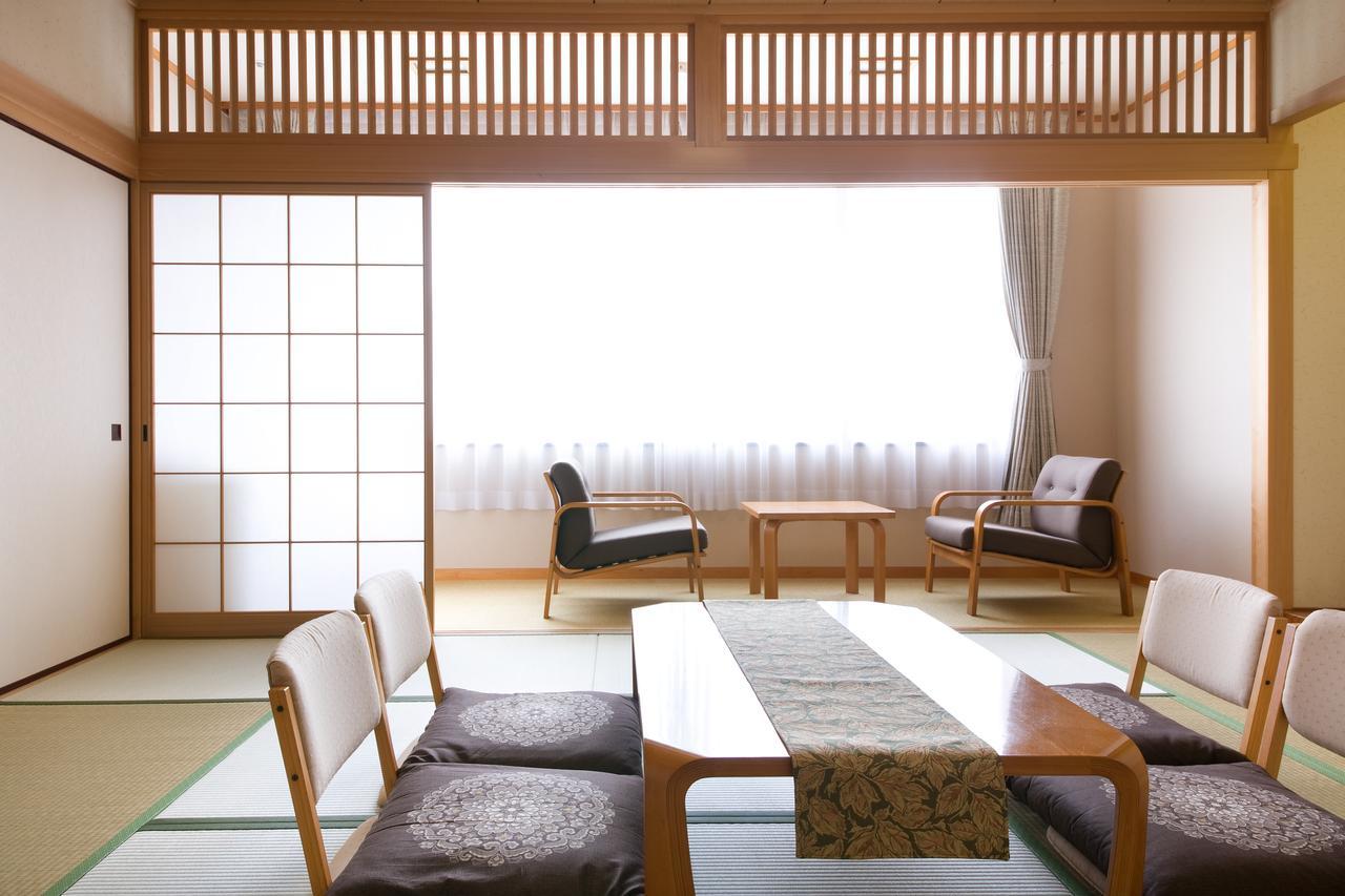 Hotel Chres Kōchi Exterior foto